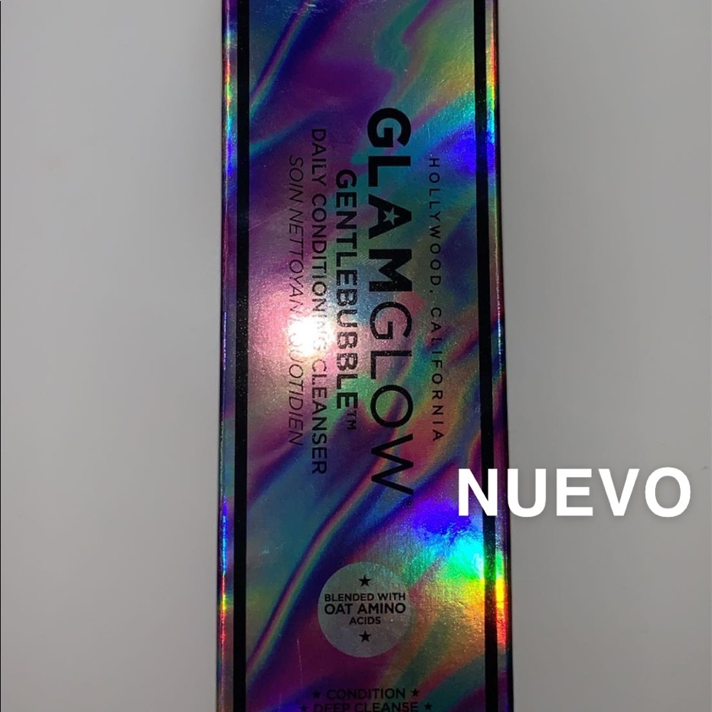GLAMGLOW